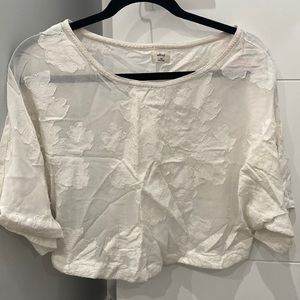 Aritzia Wilfred Shortsleeve Blouse